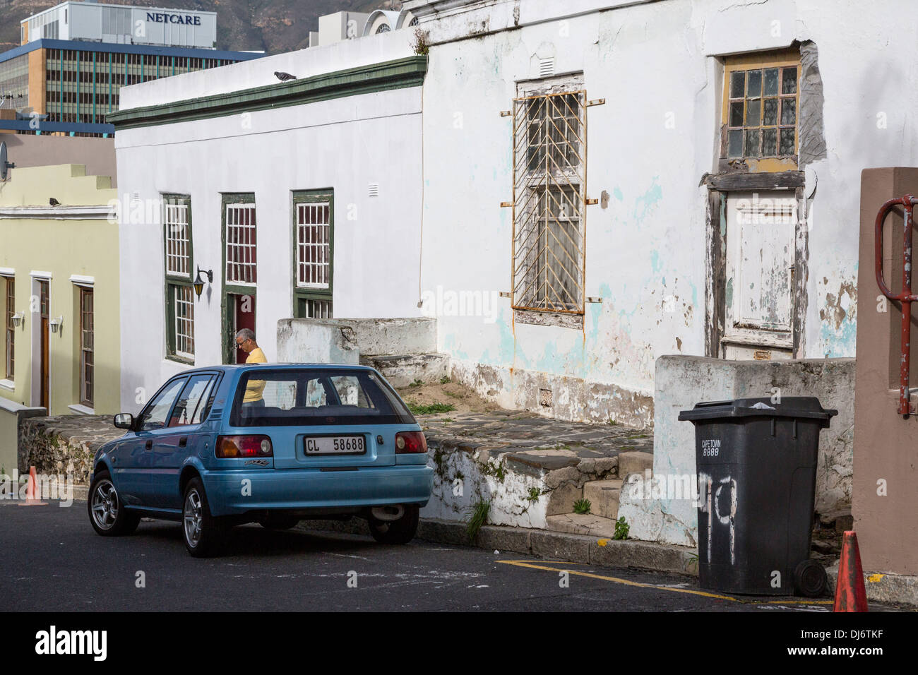 South Africa, Cape Town, Bo-kaap. Old, Unpainted House. During the apartheid era Bo-kaap houses were painted white. Stock Photo