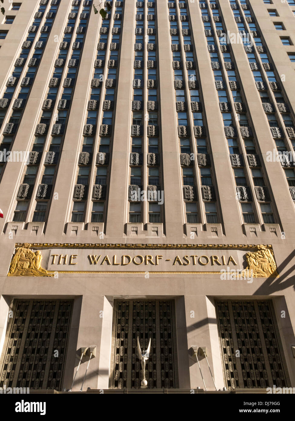 Waldorf astoria new york exterior hires stock photography and images