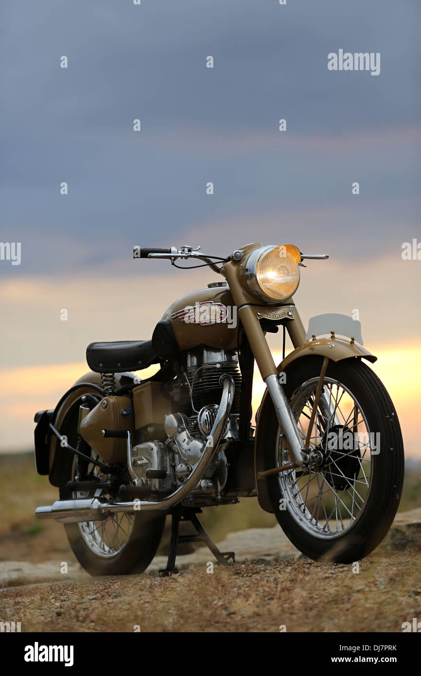 Royal enfield g2 engine details sale