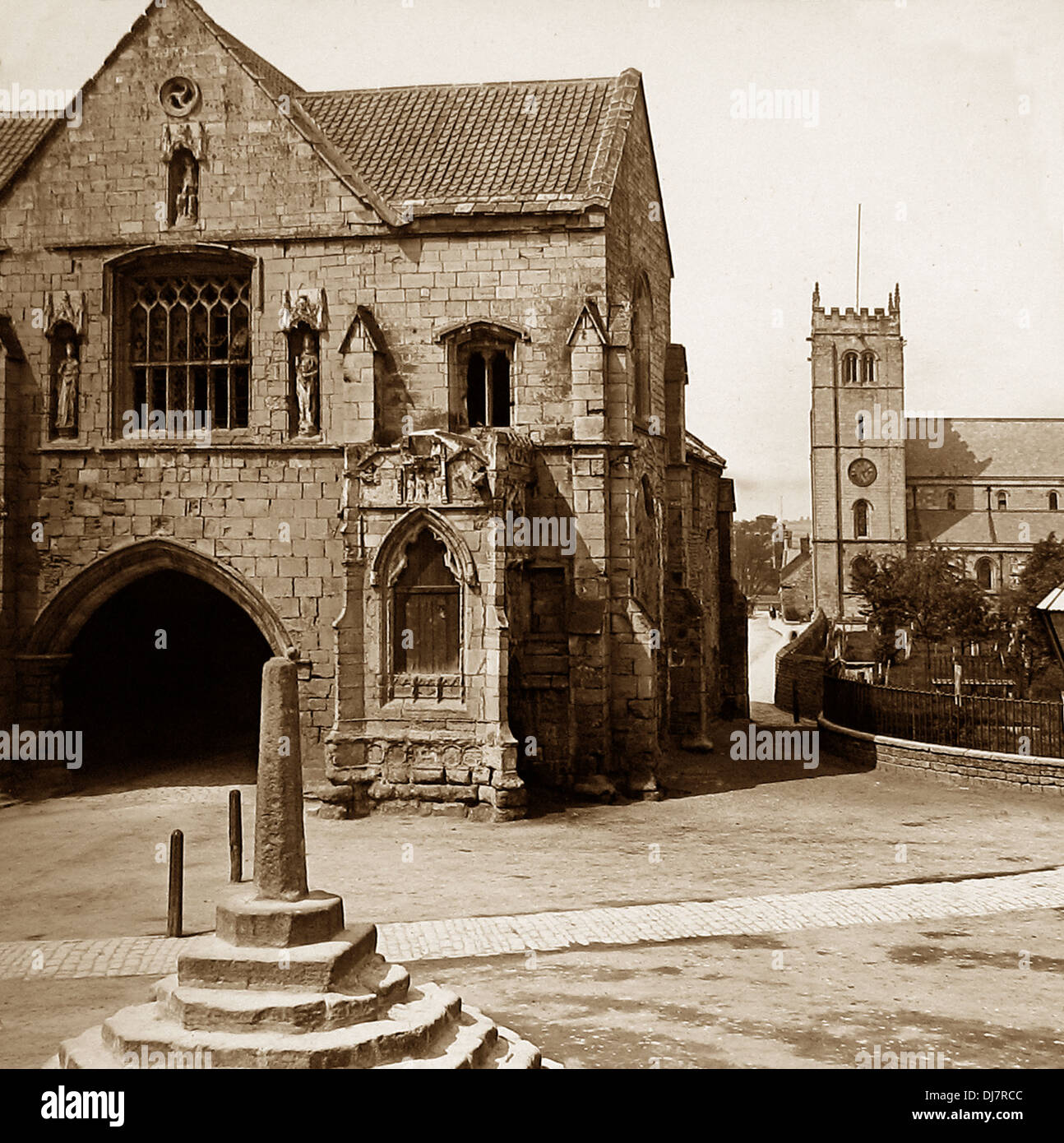 Worksop Abbey Gatehouse Victorian period Stock Photo Alamy