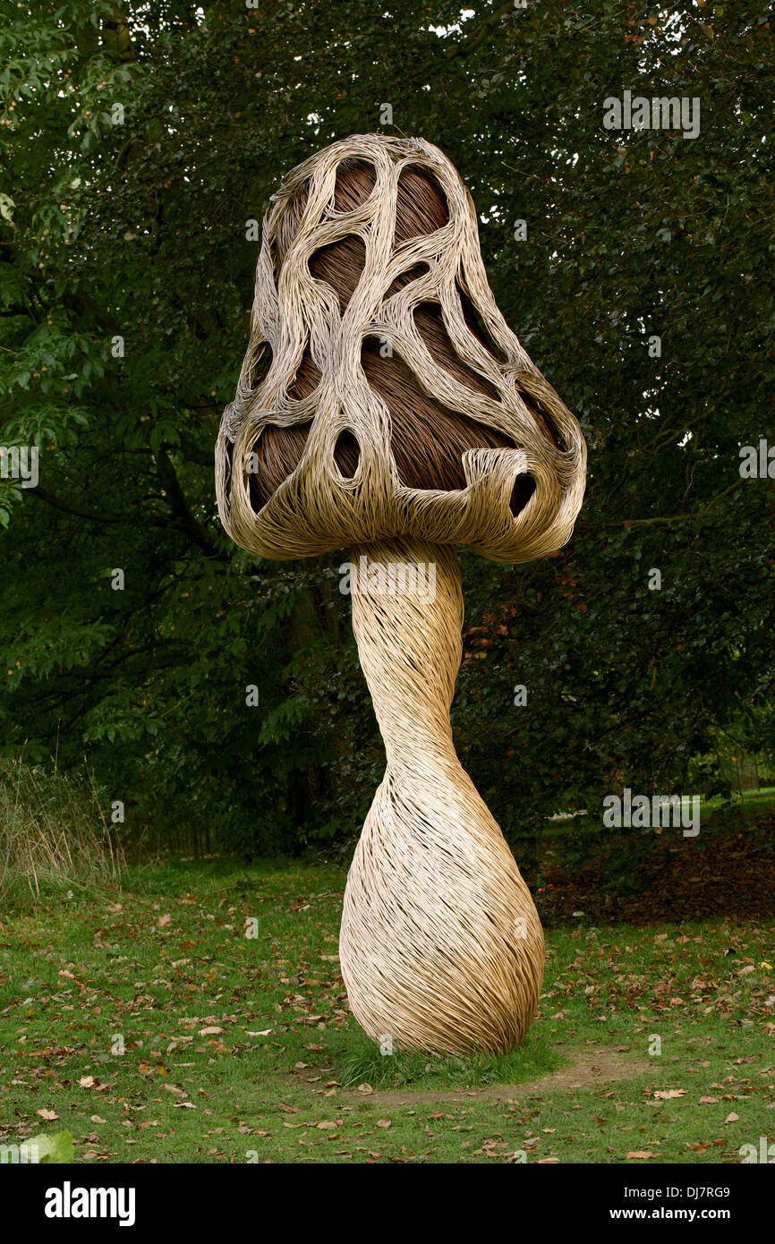 Willow Sculpture of Morel Mushroom, Kew Royal Botanical Gardens. Stock Photo
