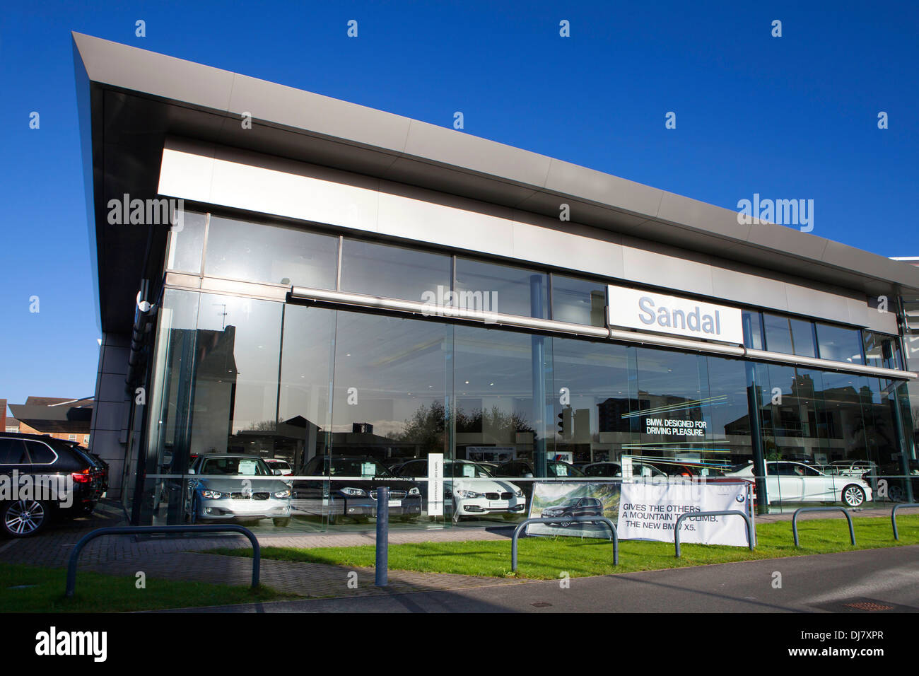 BMW Mini Sandal car showroom in Wakefield Stock Photo - Alamy