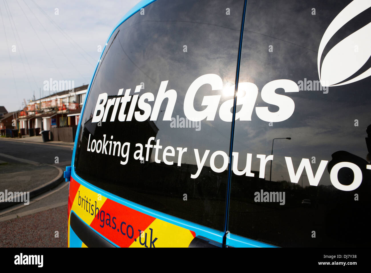 British Gas at an external wall insulation system EWI being installed