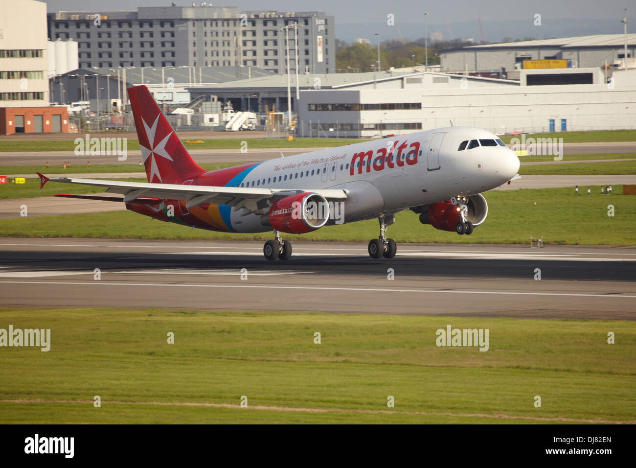 Air malta airbus a320 hires stock photography and images Alamy