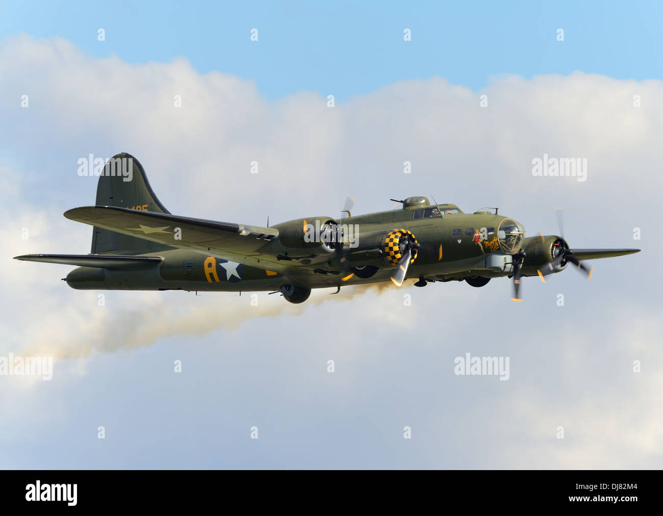WW 2 USAF Boeing B-17 Picture