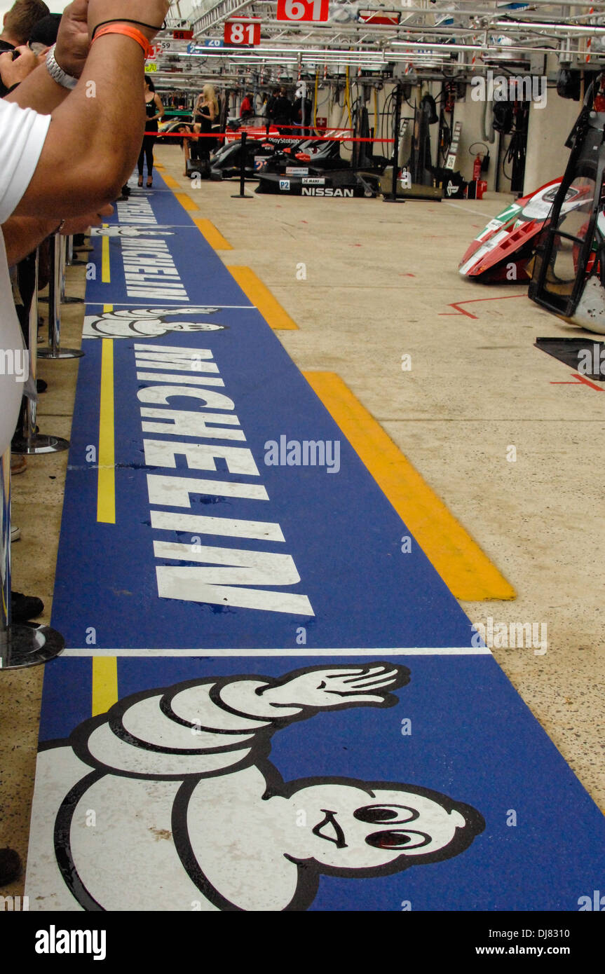 Le Mans 24 hour race pit garage France Stock Photo - Alamy