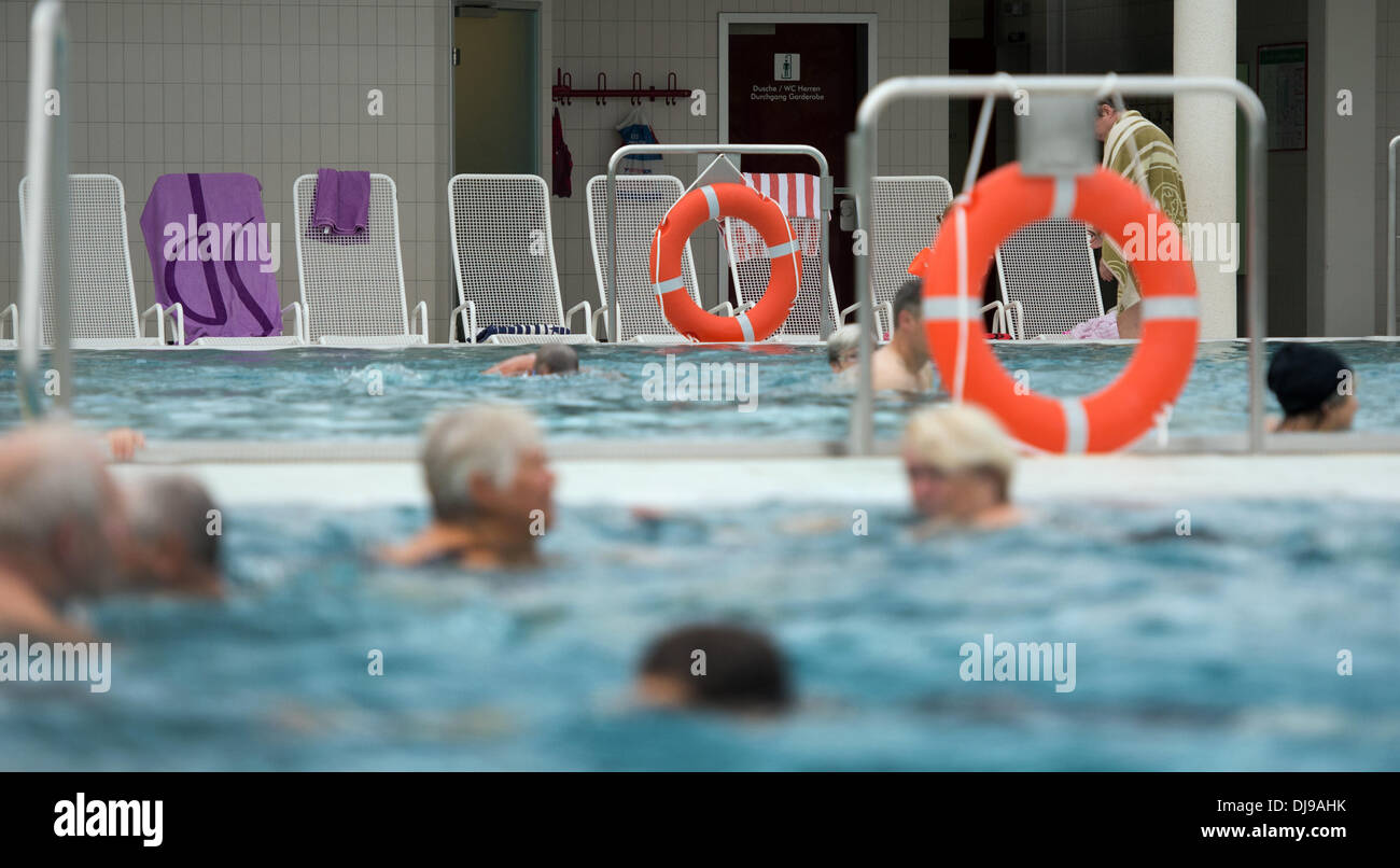 Dresden, Germany. 15th Nov, 2013. Bathers swim in the pool in the Arnhold bath in Dresden