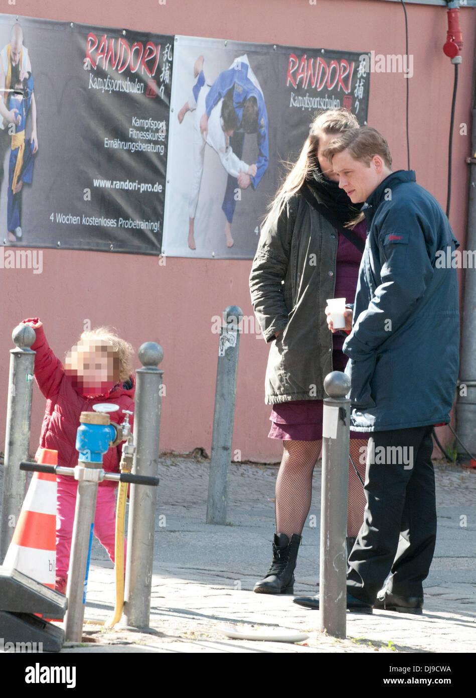 Matthias Schweighoefer is visited by his daughter Greta on the set of ...