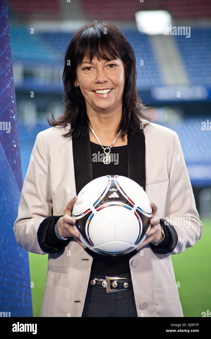 Sabine Toepperwien at the photocall for the ARD program presentation ...