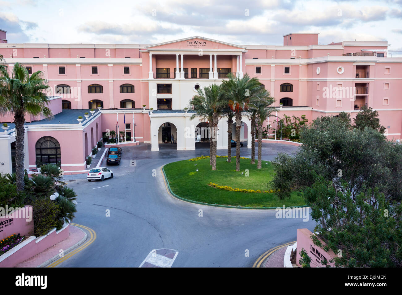 The Westin Hotel and Resort Dragonara Island of Malta Mediterranean Sea Europe Main entrance, lobby and drop off point Stock Photo