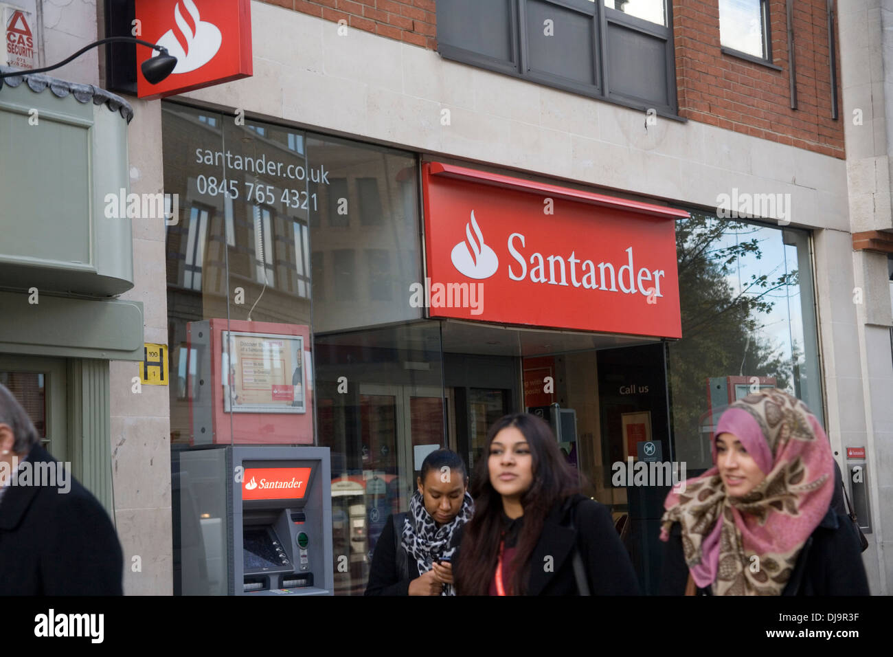Santander bank, High Street, Islington Stock Photo