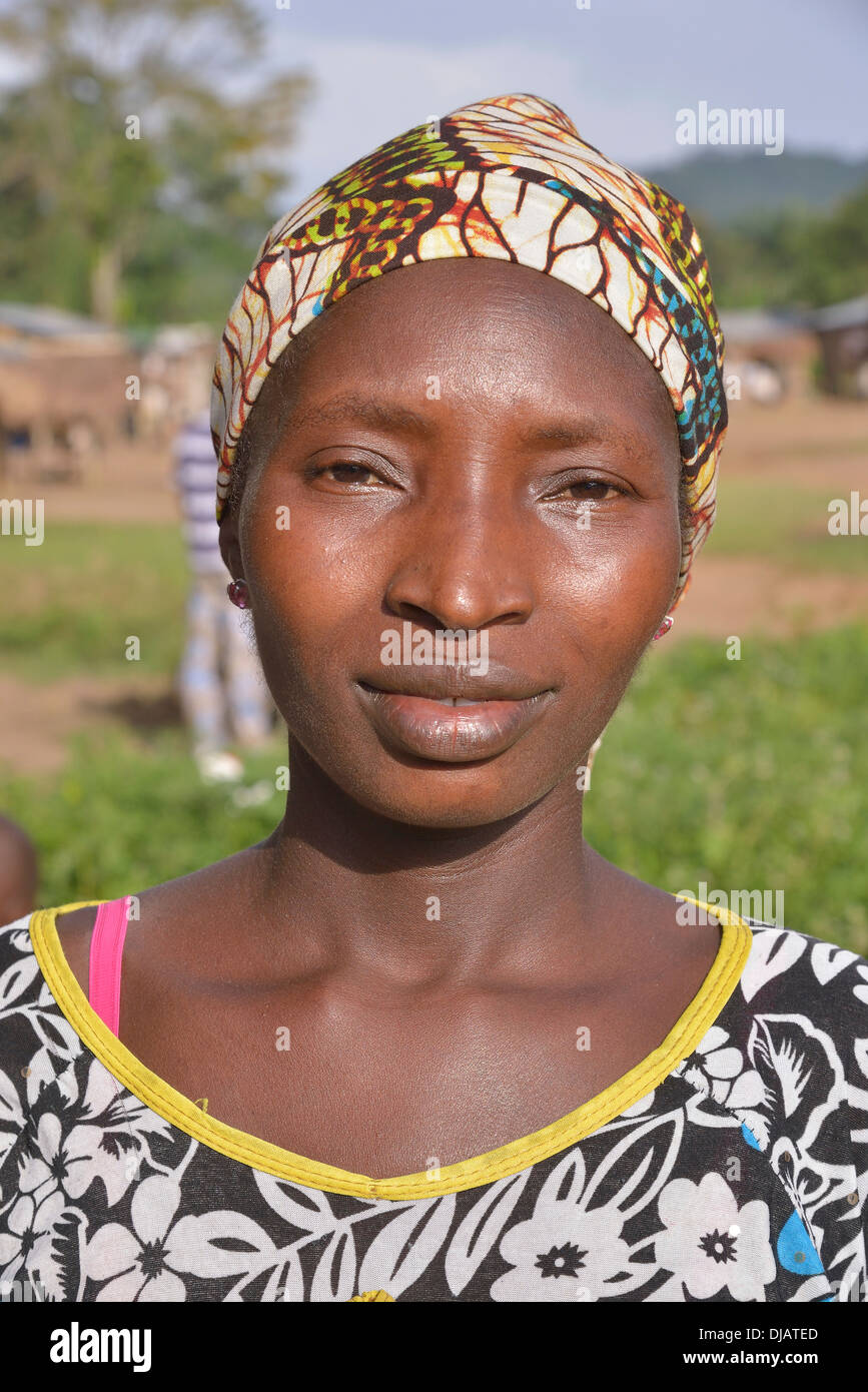 Sierra leone woman hi-res stock photography and