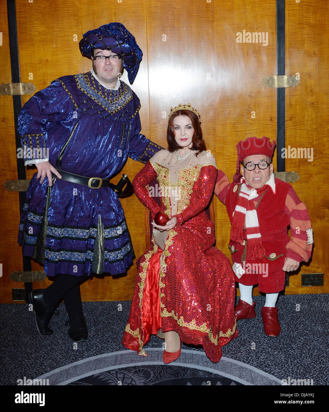 Jarred Christmas, Priscilla Presley, Warwick Davis Stars of 'Snow White