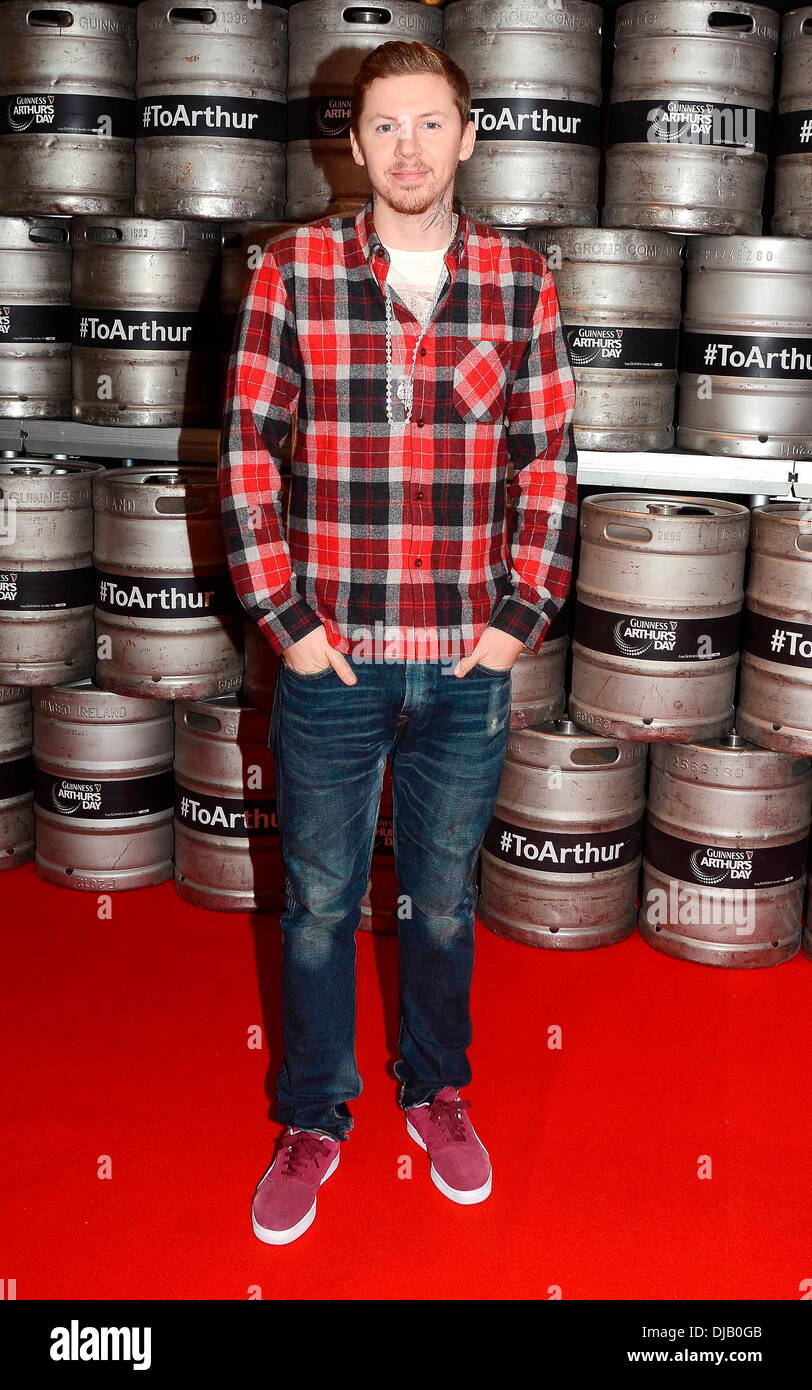 Professor green aka stephen paul manderson hires stock photography and