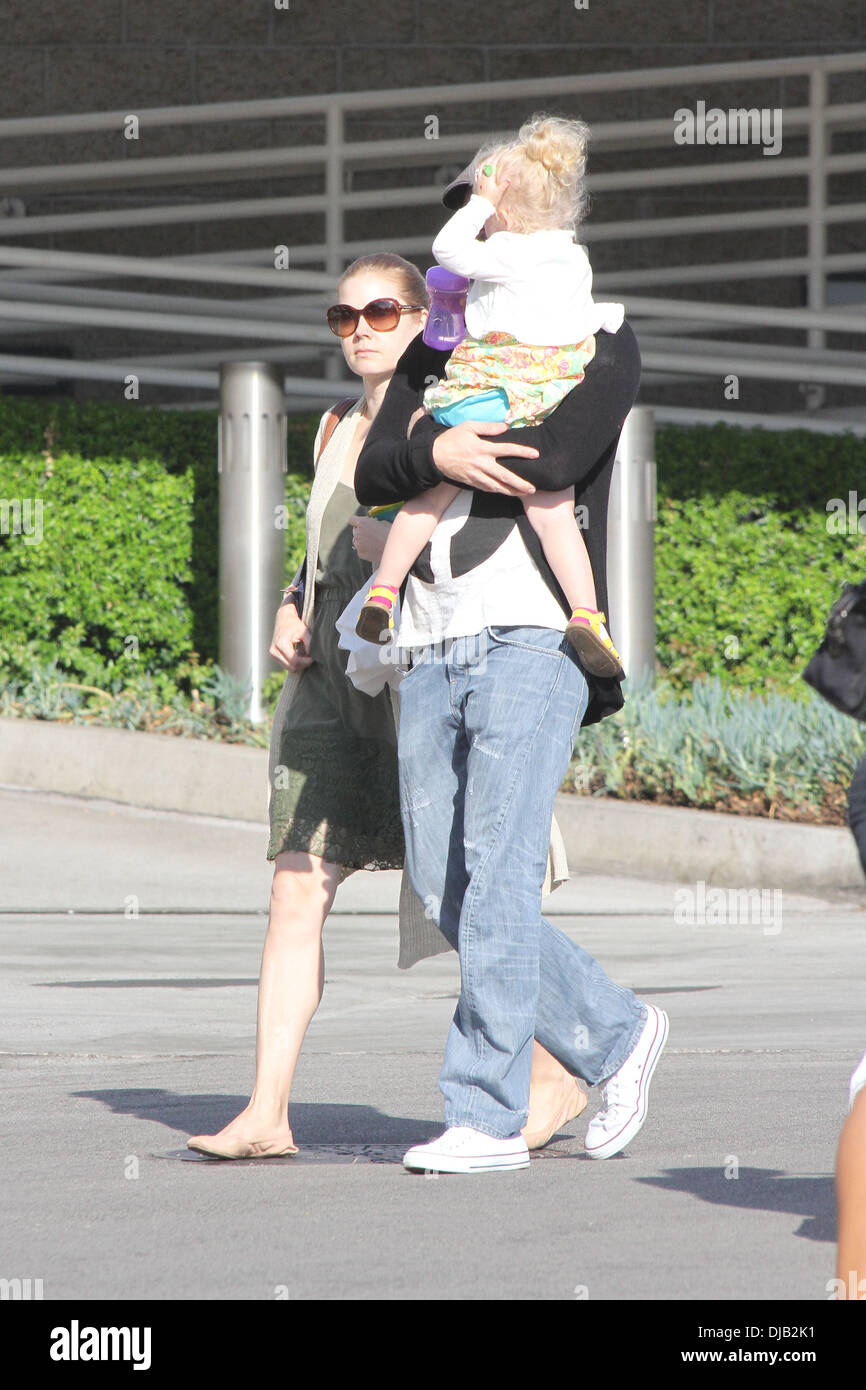 Amy Adams, Darren Le Gallo and their daughter Aviana Olea Le Gallo are seen while food shopping at Pavillions market Los Angeles, California - 29.09.12 Stock Photo