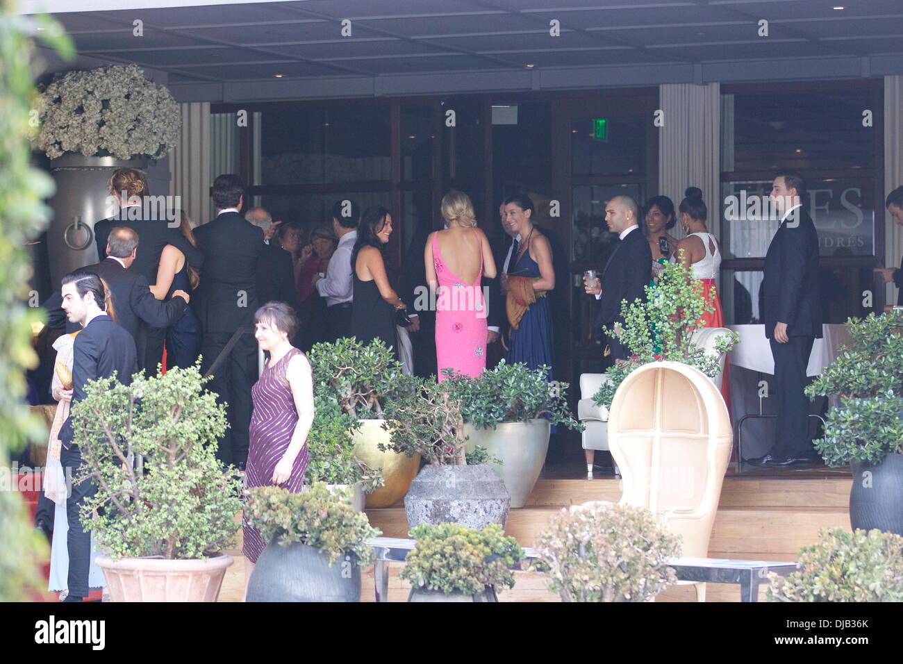 Atmosphere Guests register for Nick Candy and Holly Valance's wedding