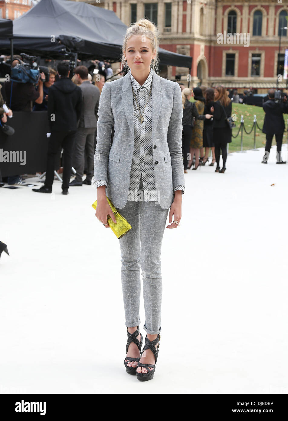 Burberry shoes 2024 womens 2013