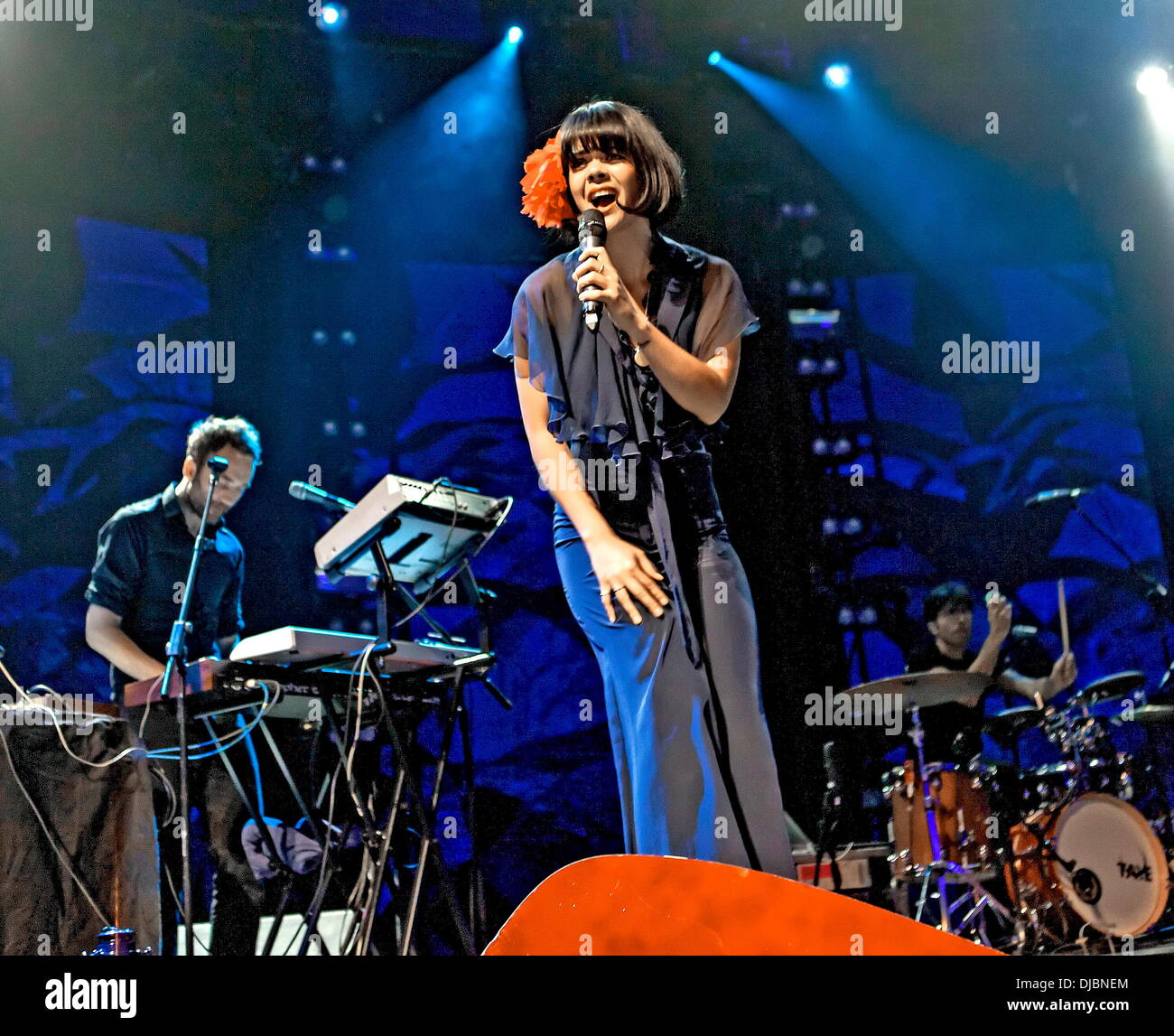 Aka bat lashes hires stock photography and images Alamy