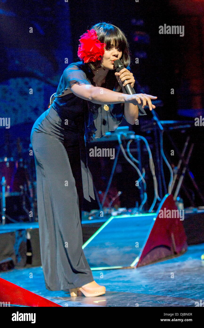 Aka bat lashes hires stock photography and images Alamy