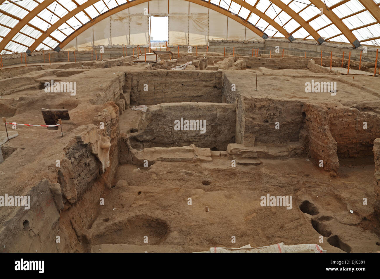 Catalhoyuk early Neoloithic site with rooms dating from 9,500 years, Cumra, Konya, central Turkey Stock Photo