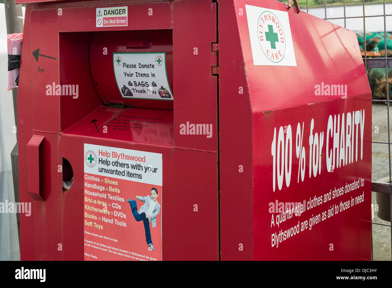 Charity collection point in Uig for unwanted domestic goods Stock Photo