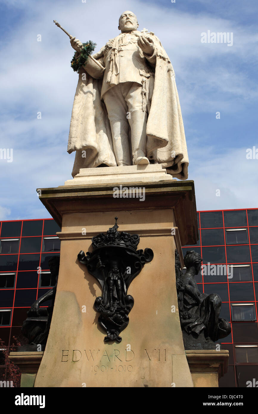 Statue of Edward 7th, Centenary Square, Birmingham City, West Midlands, England, UK Stock Photo