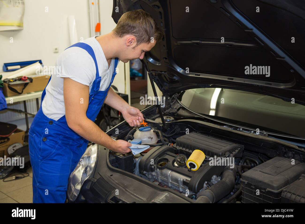 Checking motor hi-res stock photography and images - Alamy