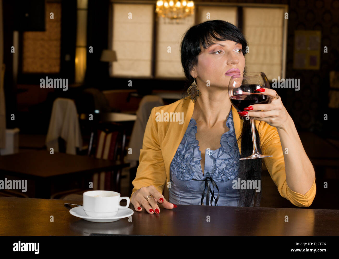 Large wine glass woman hi-res stock photography and images - Alamy