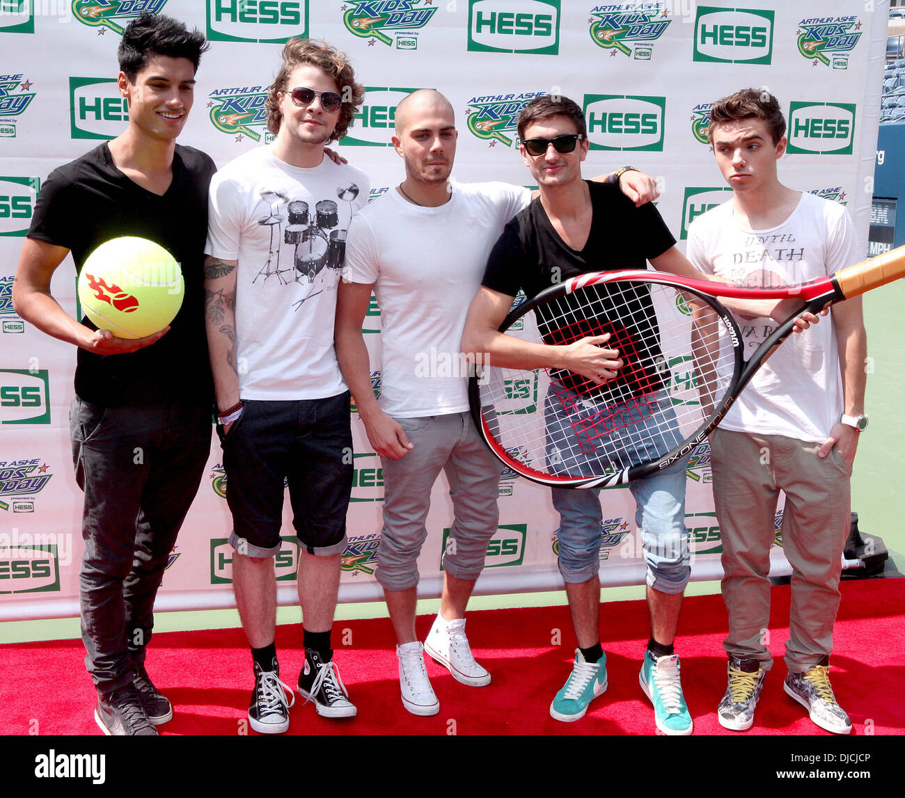 max-george-jay-mcguiness-siva-kaneswaran-tom-parker-nathan-sykes-of-DJCJCP.jpg