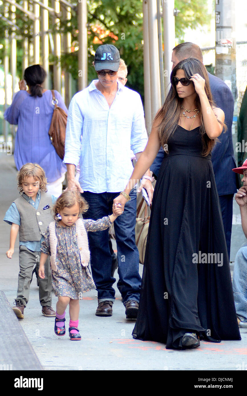 Matthew McConaughey, Camila Alves, Levi Alves McConaughey, Vida Alves  McConaughey Matthew McConaughey out and about in Manhattan with his wife  and children New York City, USA - 31.08.12 Stock Photo - Alamy
