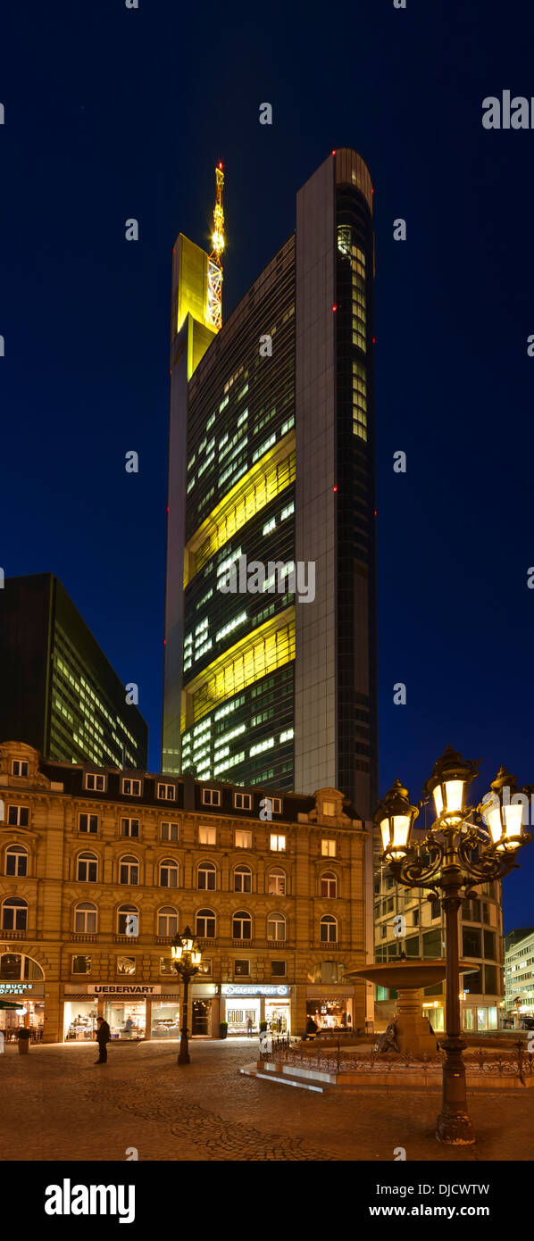 Germany Hesse Frankfurt View To Commerzbank Tower By Night Stock Photo Alamy