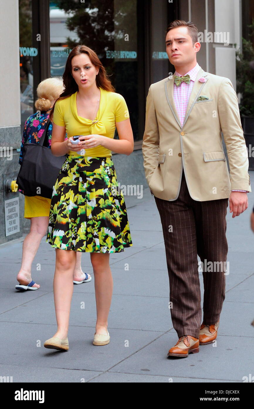 Leighton Meester and Ed Westwick filming 'Gossip Girl' on location in Manhattan New York City, USA - 10.08.12 Stock Photo