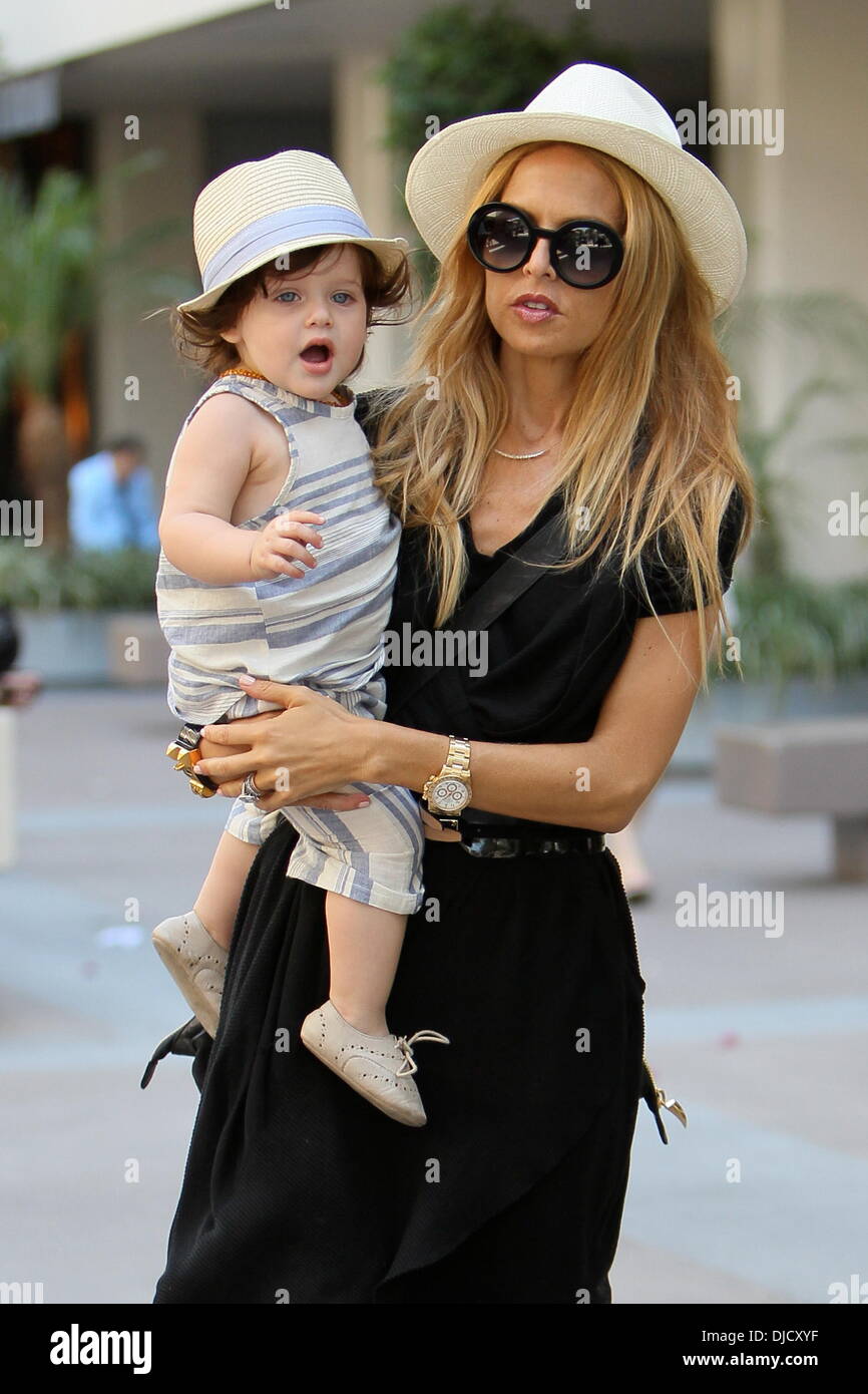 Rachel Zoe And Son Skyler Berman Seen Shopping At Kitson For Kids On Robertson Boulevard Los Angeles California 10 08 12 Stock Photo Alamy