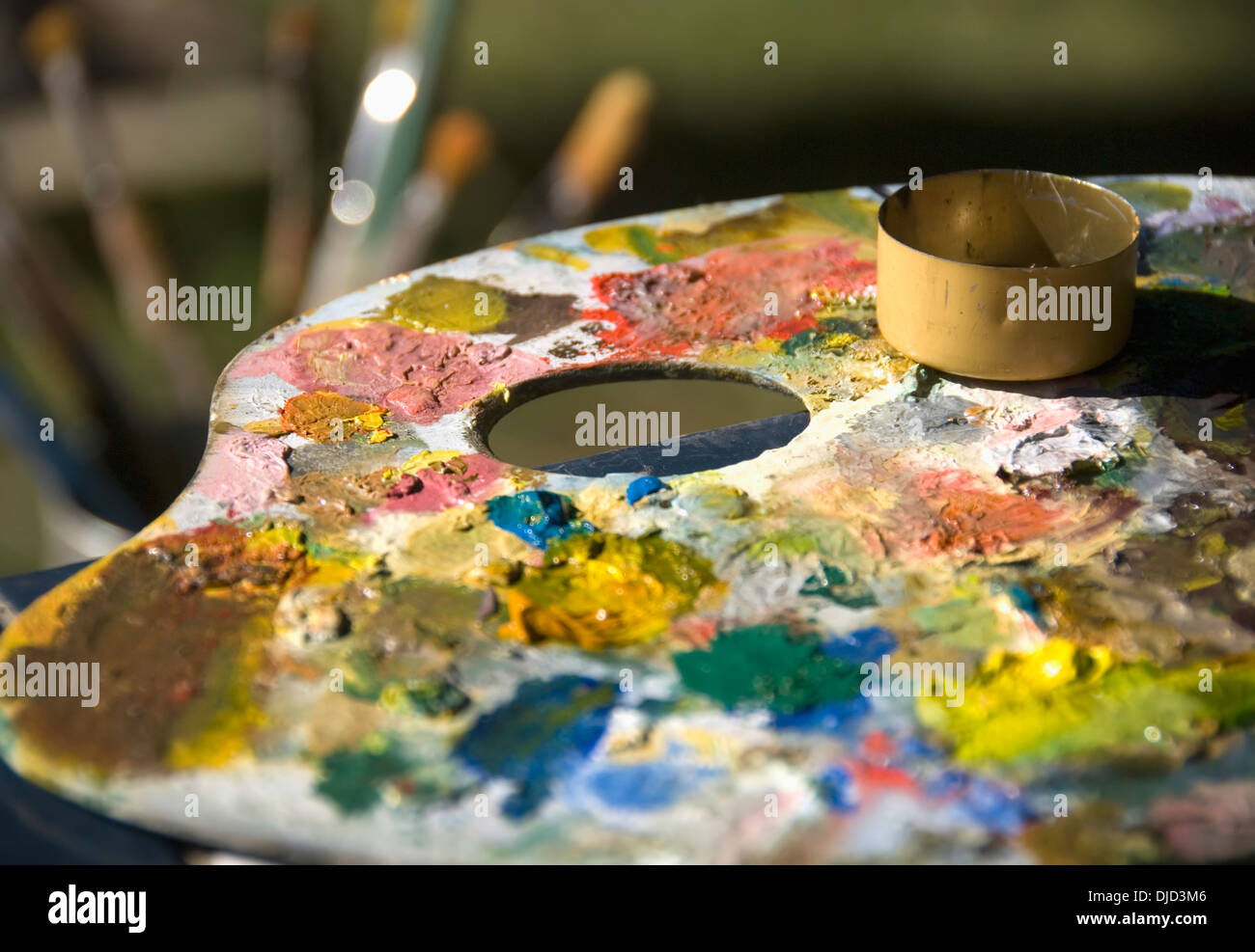 Paint tray palette hi-res stock photography and images - Alamy