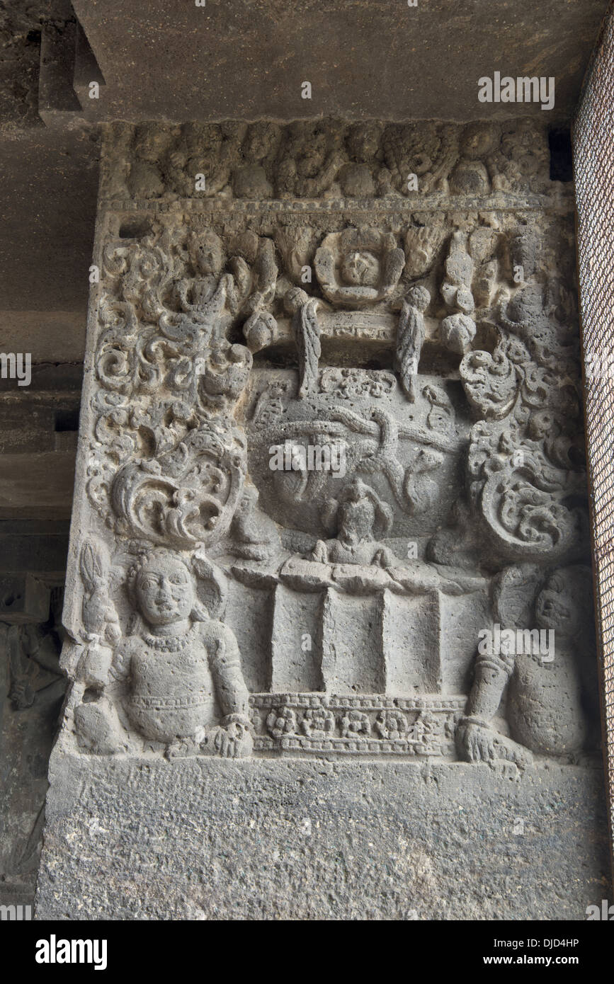 Pillar shaft hires stock photography and images Alamy