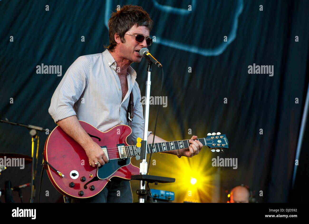 noel gallagher flying v