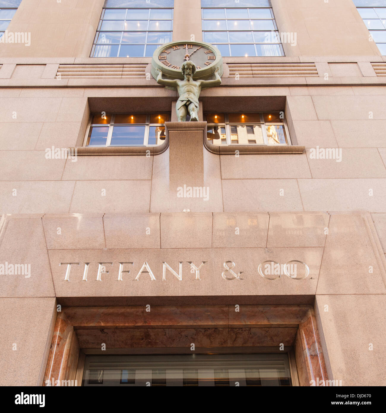 Tiffany & Co. jewellery store 5th Avenue, Manhattan,  New York City, NY United States of America, USA. Stock Photo