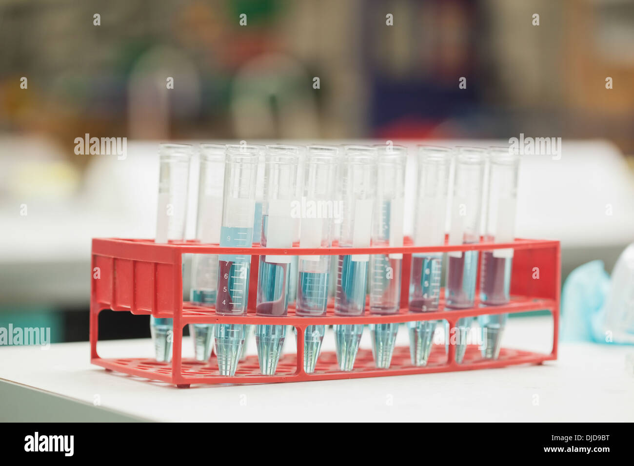 Test tube rack test tubes hi-res stock photography and images - Alamy