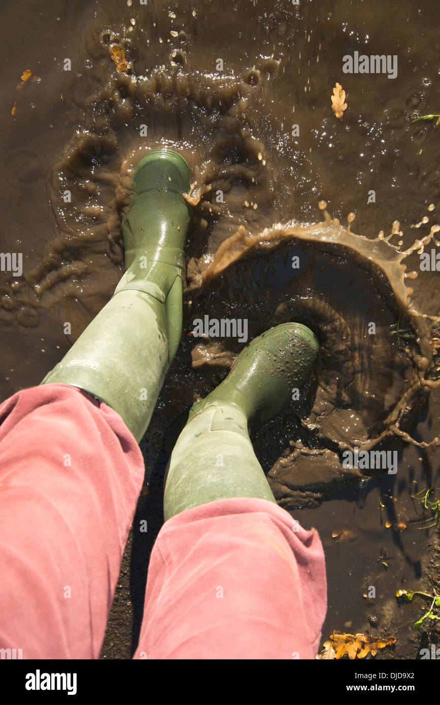 Rubber boots in water hires stock photography and images Alamy