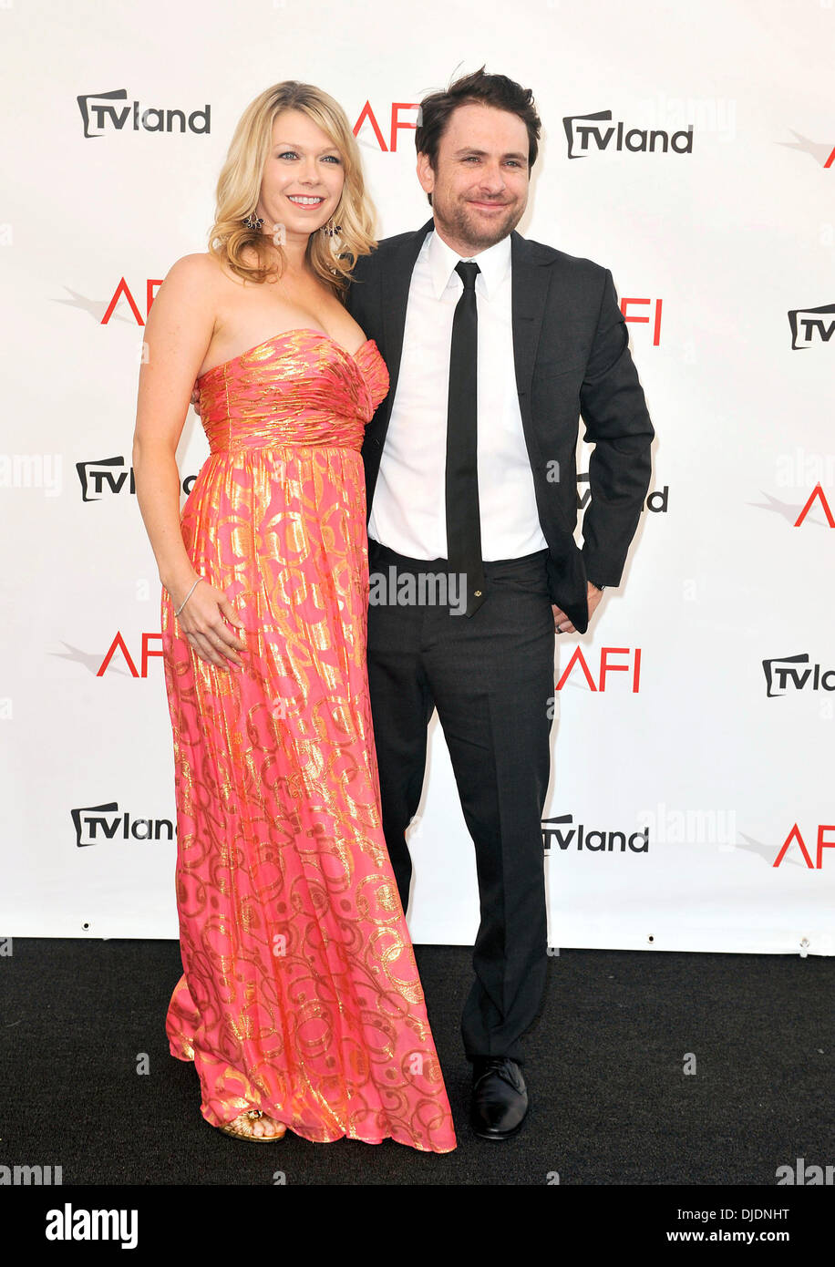 Charlie Day, wife Mary Elizabeth Ellis – Stock Editorial Photo ©  Jean_Nelson #46394889