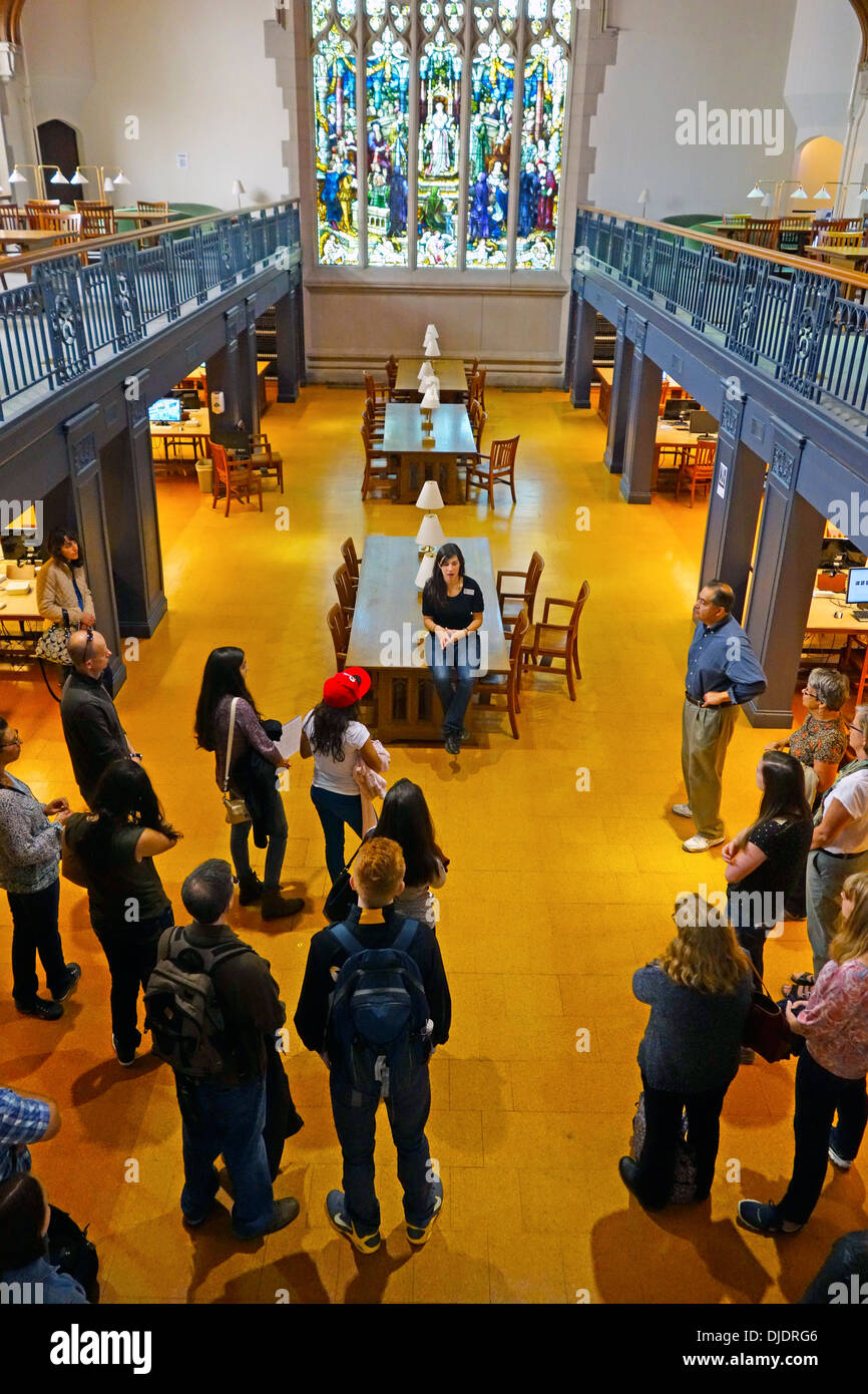 interior of Vassar College library Stock Photo Alamy
