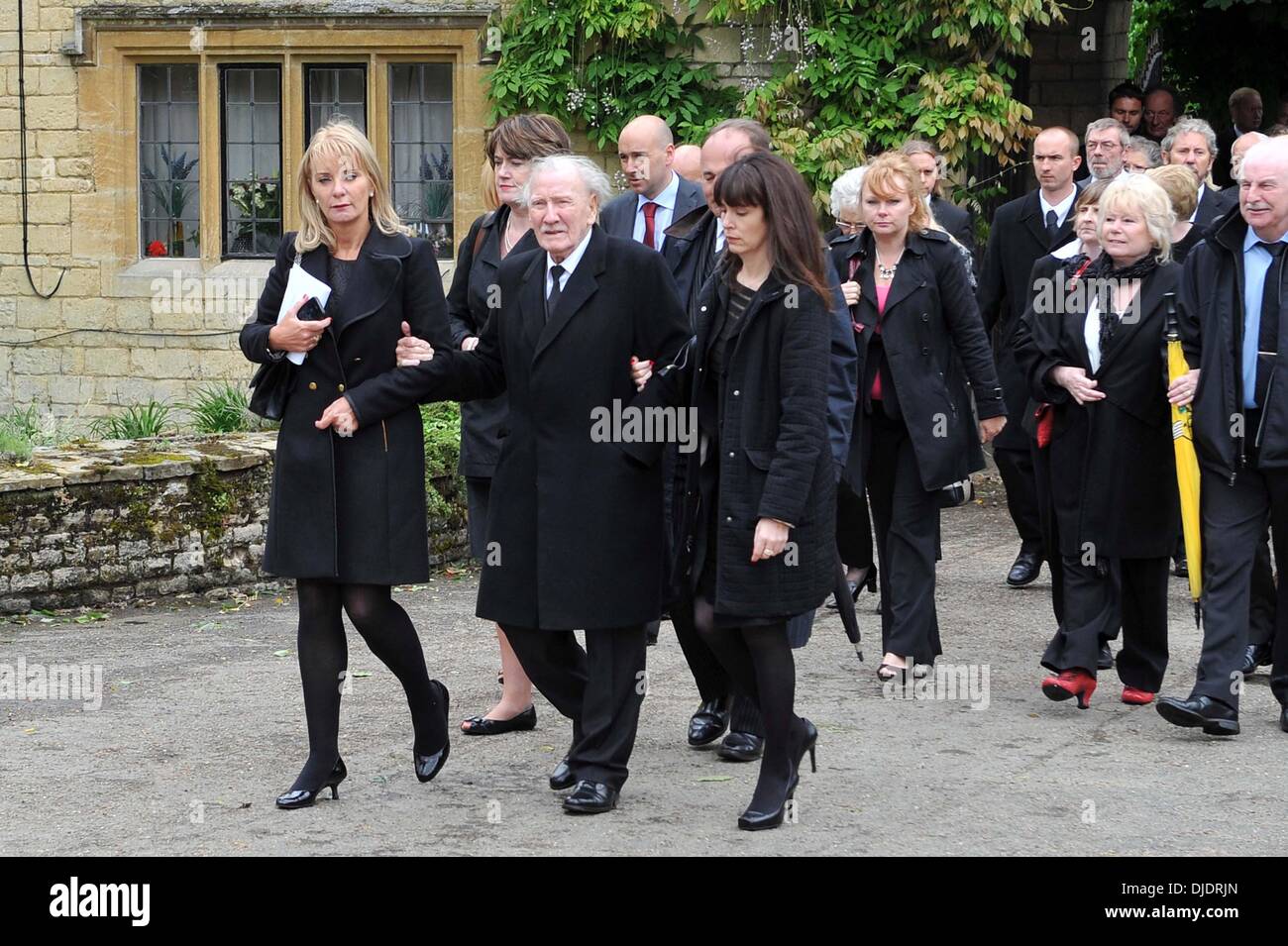 Leslie Phillips The funeral of Robin Gibb held in his home town of Thame Oxfordshire, England - 08.06.12 Stock Photo