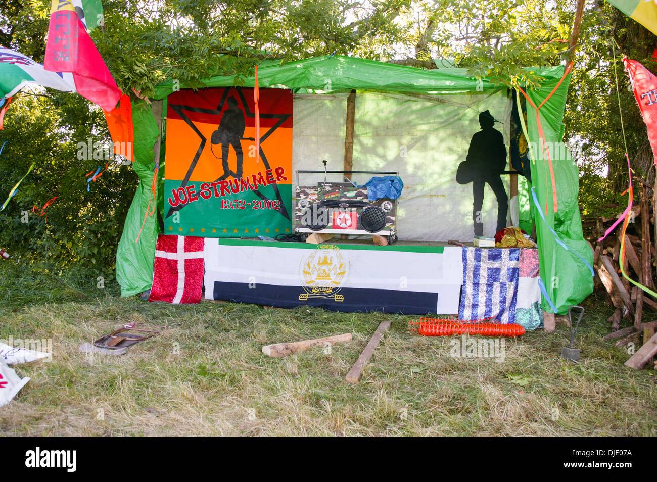 Joe Strummer stage, strummerville, Lost Vaugeness, glastonbury Festival 2004, Somerset, England, United Kingdom. Stock Photo