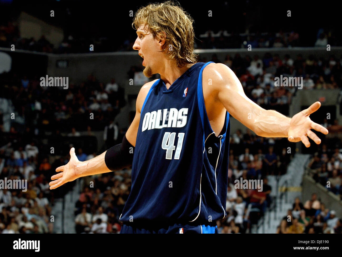 DIRK NOWITZKI  Dallas Mavericks 2003 Away Reebok Throwback NBA