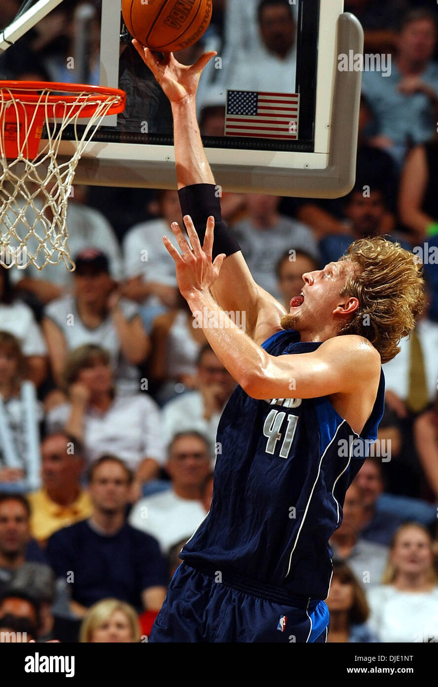 DIRK NOWITZKI  Dallas Mavericks 2003 Away Reebok Throwback NBA