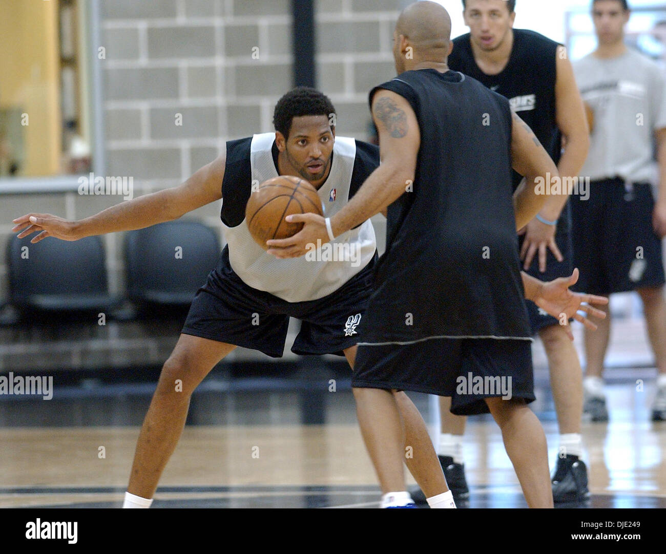 Sep 30, 2003; SAN ANTONIO, TX, USA; ROBERT HORRY at the Spurs first practice on September 30, 2003 Stock Photo