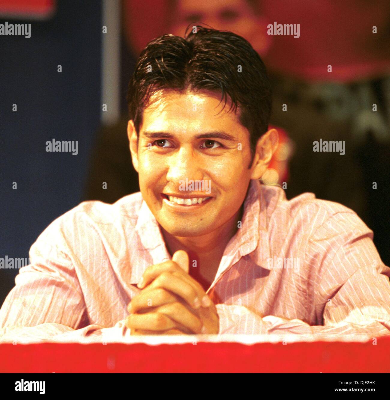 Marco antonio barrera manny hi-res stock photography and images - Alamy Marco antonio barrera manny hi-res stock photography and images - Alamy