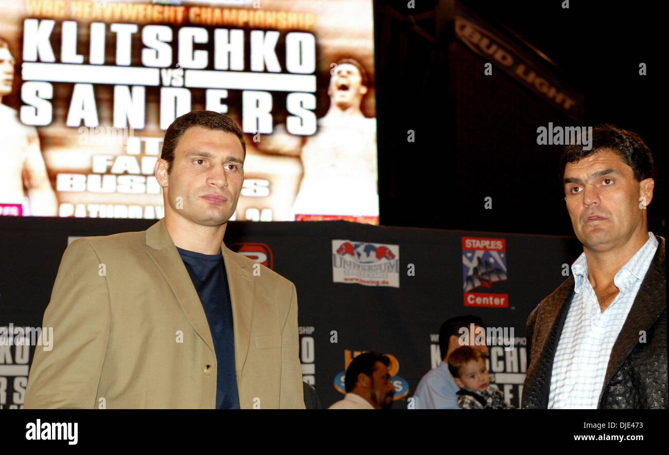 Apr 21, 2004; Los Angeles, CA, USA; VITALI KLITSCHKO (L) and CORRIE