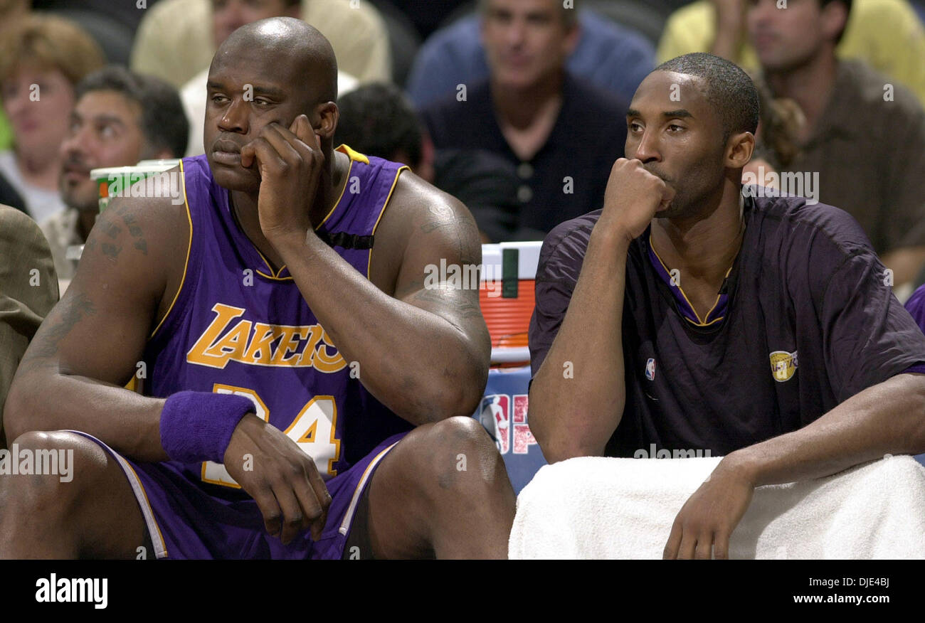 May 07, 2003; San Antonio, TX, USA; Lakers SHAQUILLE O'NEAL, left and Stock  Photo - Alamy