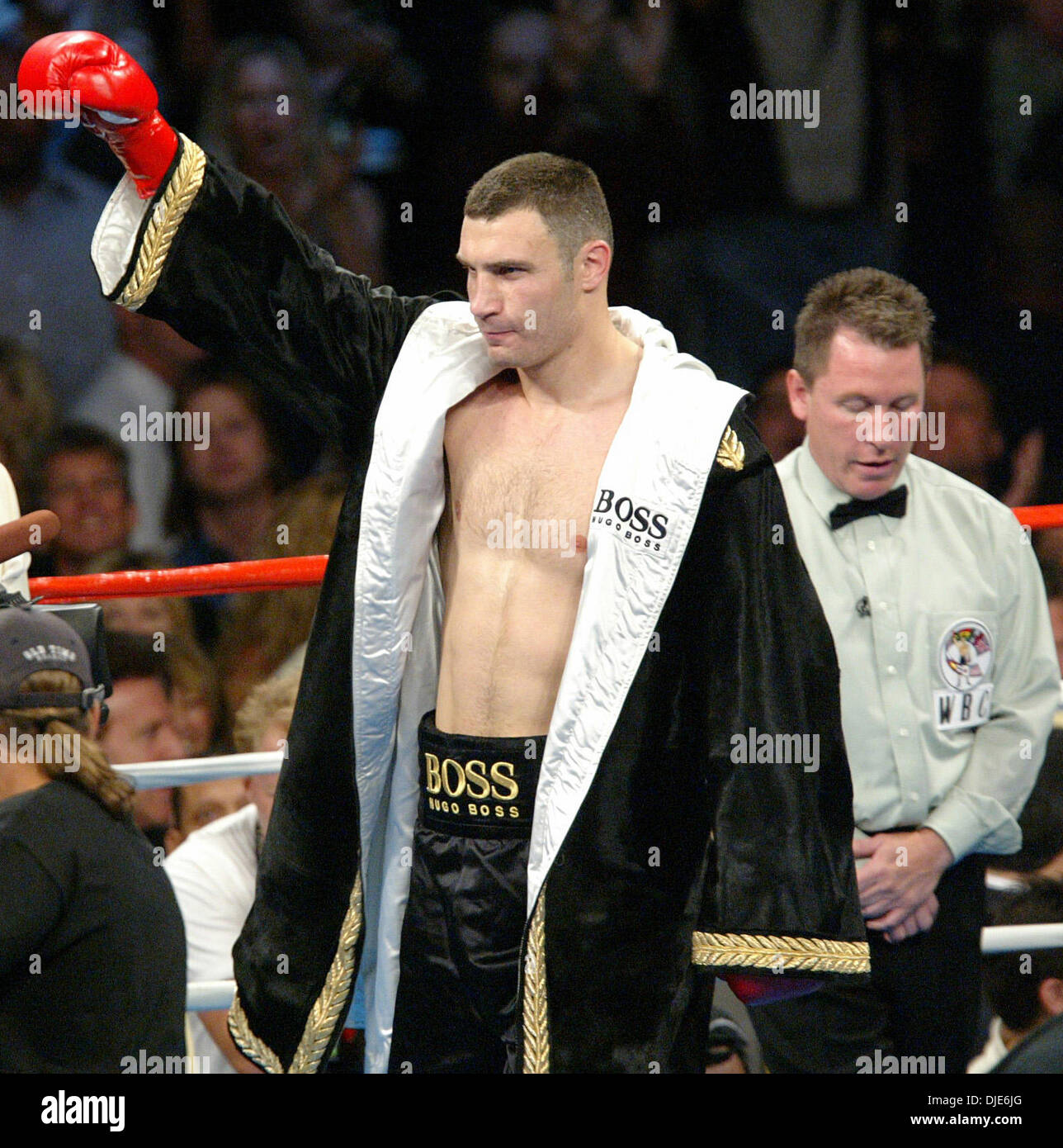 Apr 24, 2004; Los Angeles, CA, USA; Boxer VITALI KLITSCHKO acknowledges